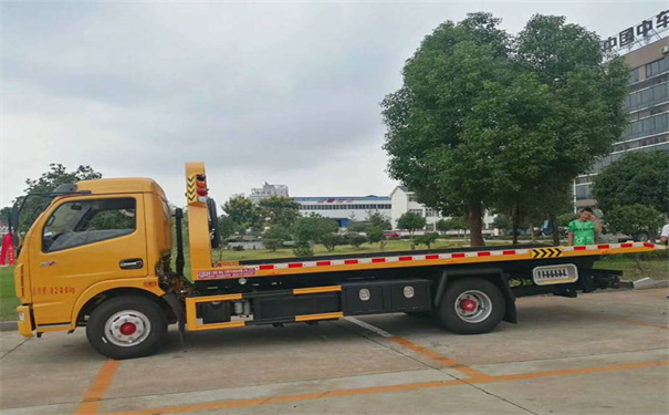 湛江定远24小时拖车救援电话号码，定远道路救援公司怎么收费的